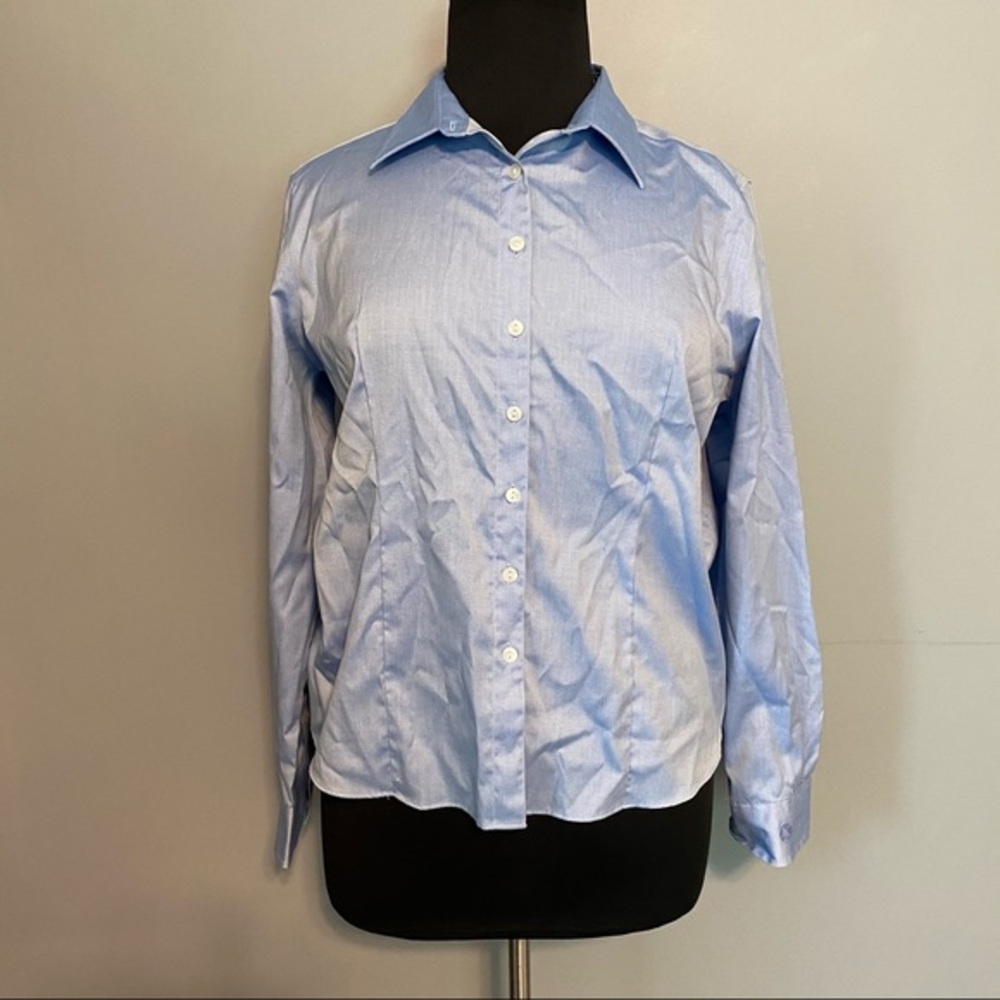 GANDER MTN blue long sleeve button up shirt
